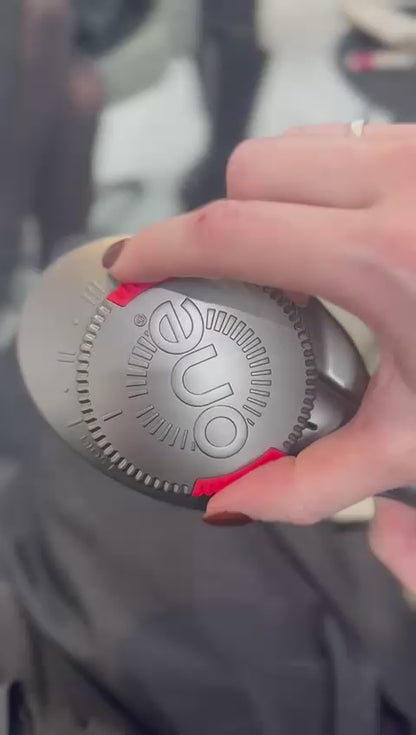 ONE Pro Hairbrush - Metallic Edition, Titanium